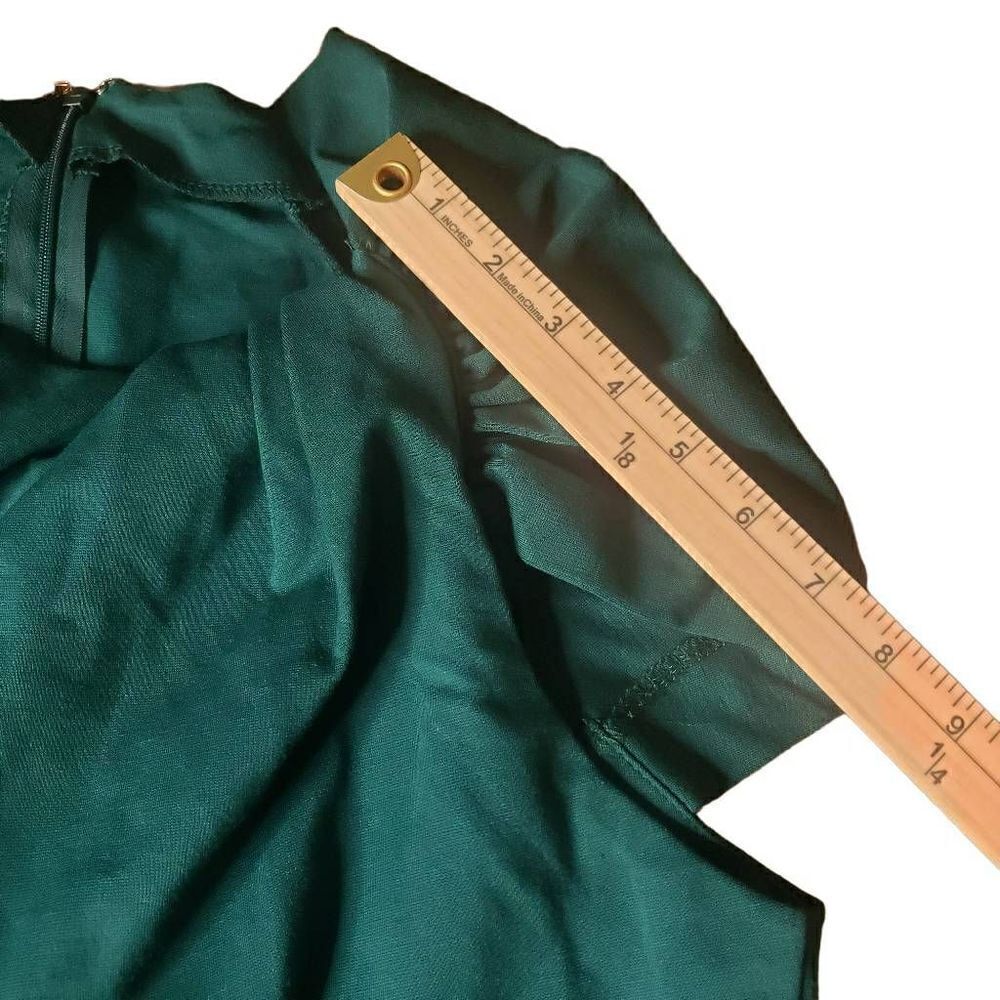 Eloquii Twisted Shoulder Sheath Dress in Botanical Green Size 16 - Picture 7 of 11